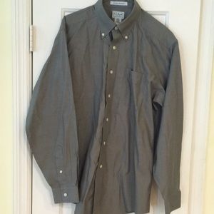 Men’s Wrinkle Resistant L.L. Bean Button-down Dress Shirt
